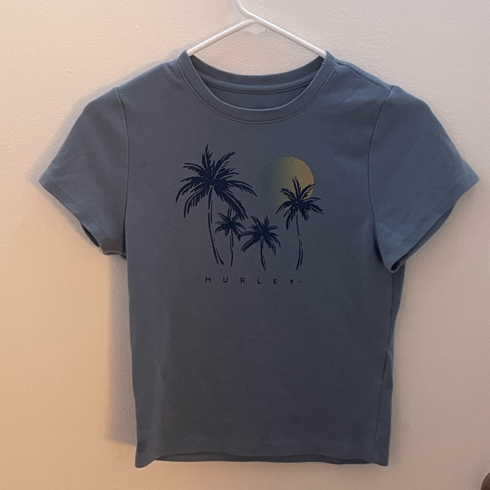 Hurley top